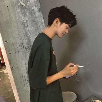 qq个性头像男生