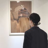 壹世俗人意境男生头像