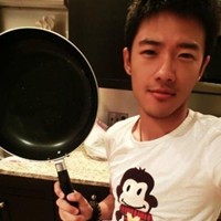 无聊的男生qq头像他真的很伤感