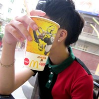无聊的男生qq头像他真的很伤感