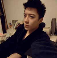 无聊的男生qq头像他真的很伤感