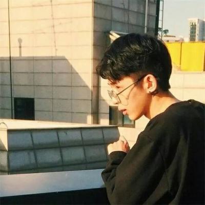 独一无二帅气男生头像成熟霸气