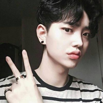 独一无二帅气男生头像成熟霸气