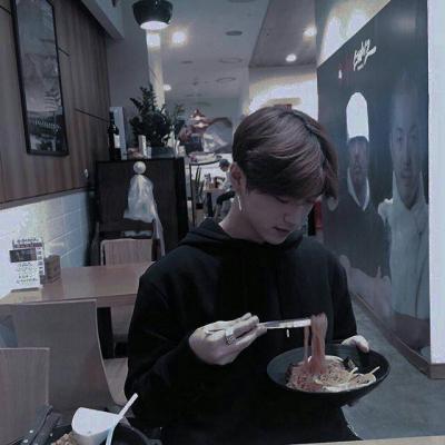 独一无二帅气男生头像成熟霸气