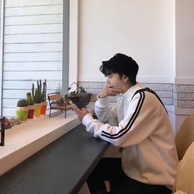 又霸气又伤感的男生个性头像