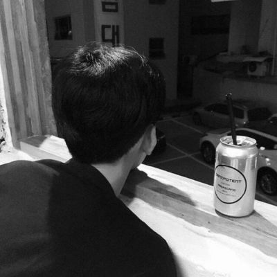 男生头像黑白酷帅伤感最新