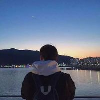伤感的男生头像海边风景大全