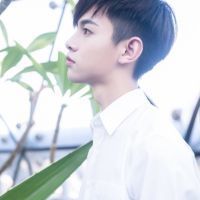 文艺白衣帅哥头像图片大全