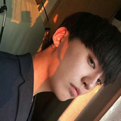 最新qq男生头像霸气超拽