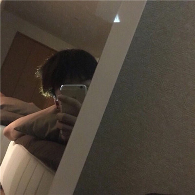 最新好看的男生头像帅气高冷