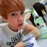 阳刚率真的男人味超帅气男生头像