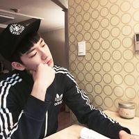 经典很暖的男生头像图片大全