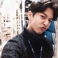 qq头像图片男生成熟稳重发布中心