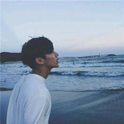孤独伤感男生头像图片高清
