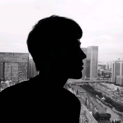 2019男生黑白头像帅气有型