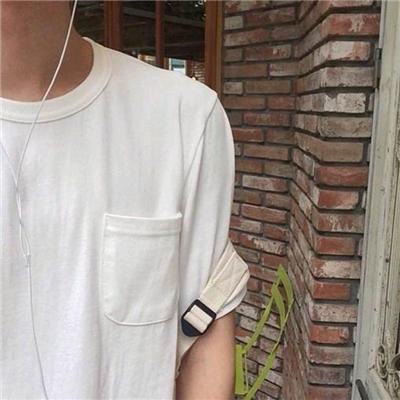 最新伤感头像男生冷淡孤独