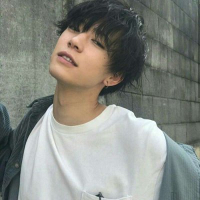 最潮qq头像男阳光帅气