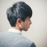 伤感憔悴的qq男生头像