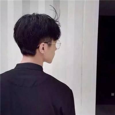 qq头像男生成熟帅气有魅力