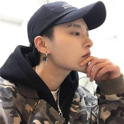 qq头像男生成熟帅气有魅力