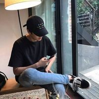 一生放荡不羁的男生意境头像