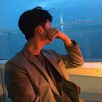 独饮欲无尘桀骜不驯帅哥头像图片
