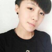 可爱淘气的qq男生头像