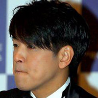 韩国男演员、歌手柳时元自信头像图片