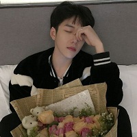 帅哥头像高清冷酷一个人最新版