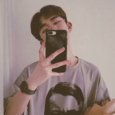 qq手机控男生头像挡脸最新