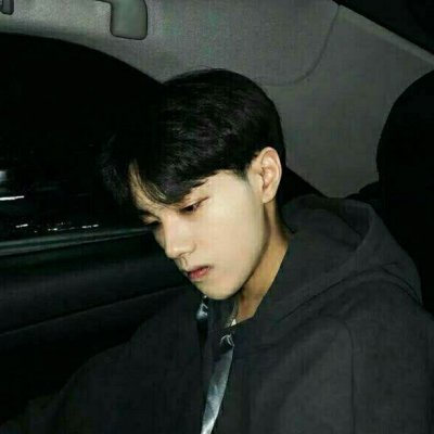 伤感帅气男生头像独一无二