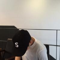 新春佳节降至提前分享多张帅哥头像图片
