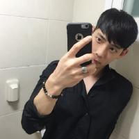 新春佳节降至提前分享多张帅哥头像图片