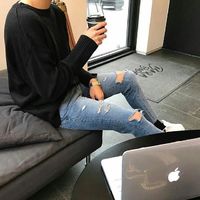 最新帅气潮流男生头像半身大全