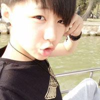 永远霸气十足的可爱拽男生头像