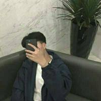 男生阳光头像