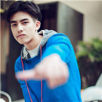 优雅时尚的男生头像