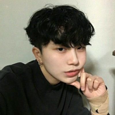 2019最新微博男生头像帅气阳光