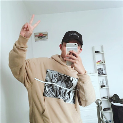 qq头像男生手机控挡脸霸气头像