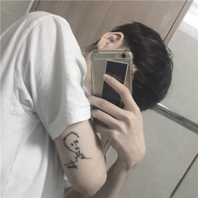 qq头像男生手机控挡脸霸气头像