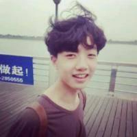不善言辞的男生头像图片