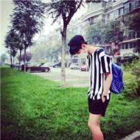 不善言辞的男生头像图片