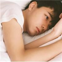 不善言辞的男生头像图片