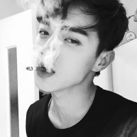 冷酷的男生黑白头像大全