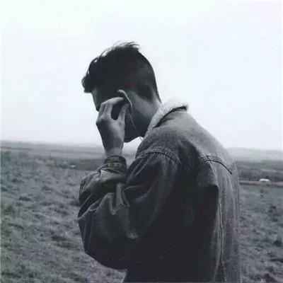 男生黑白头像简约伤感派