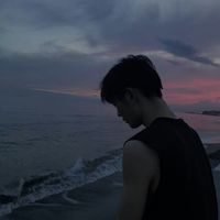 时尚潮流化的男生头像