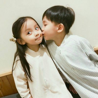 超萌小孩头像情侣一对男孩女孩