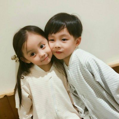超萌小孩头像情侣一对男孩女孩