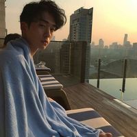 韩国男生qq头像超帅暖男