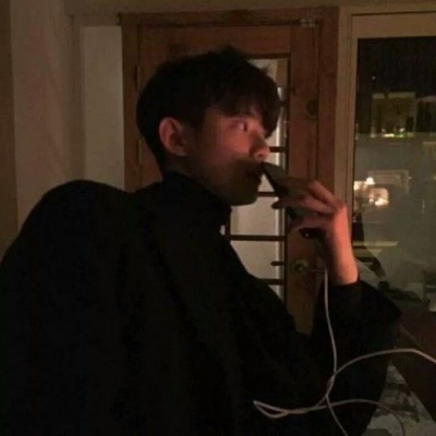 男生伤感微信头像2020精选